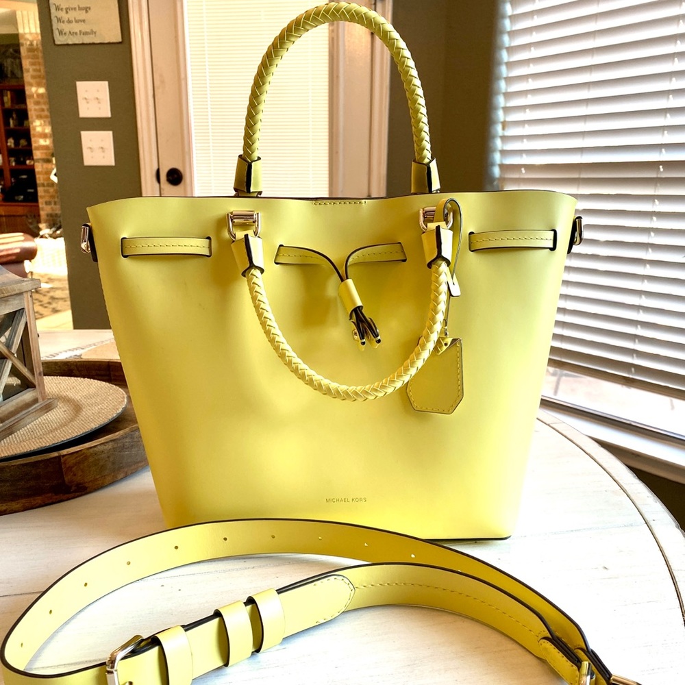 Michael Kors Blakely Bucket Bag in Sunshine Yellow